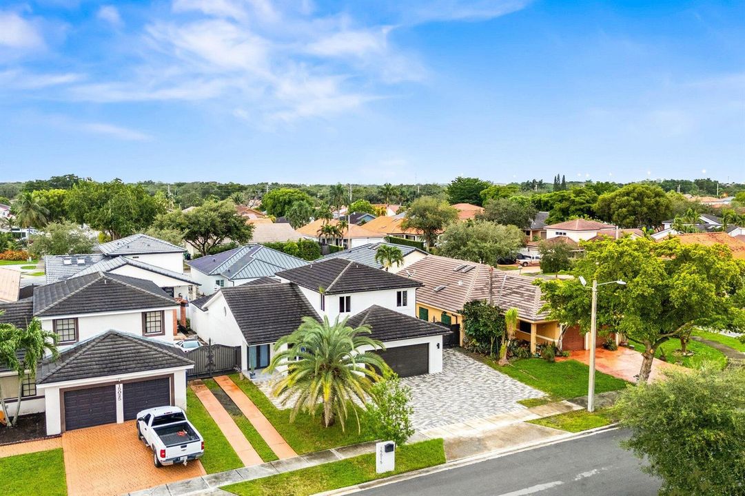 34-web-or-mls-15015-nw-88th-ct