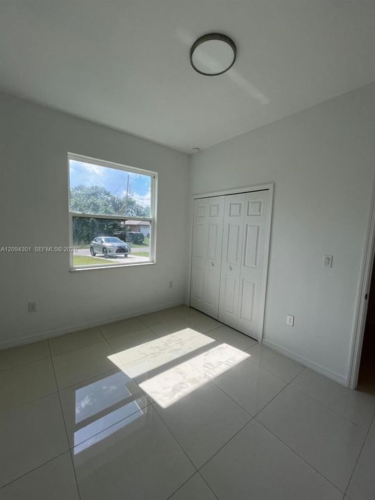 For Rent: $1,600 (3 beds, 2 baths, 1224 Square Feet)