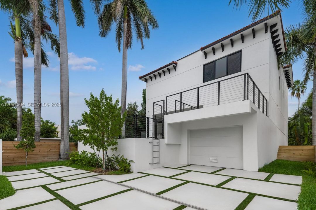 En Venta: $2,850,000 (4 camas, 4 baños, 3169 Pies cuadrados)