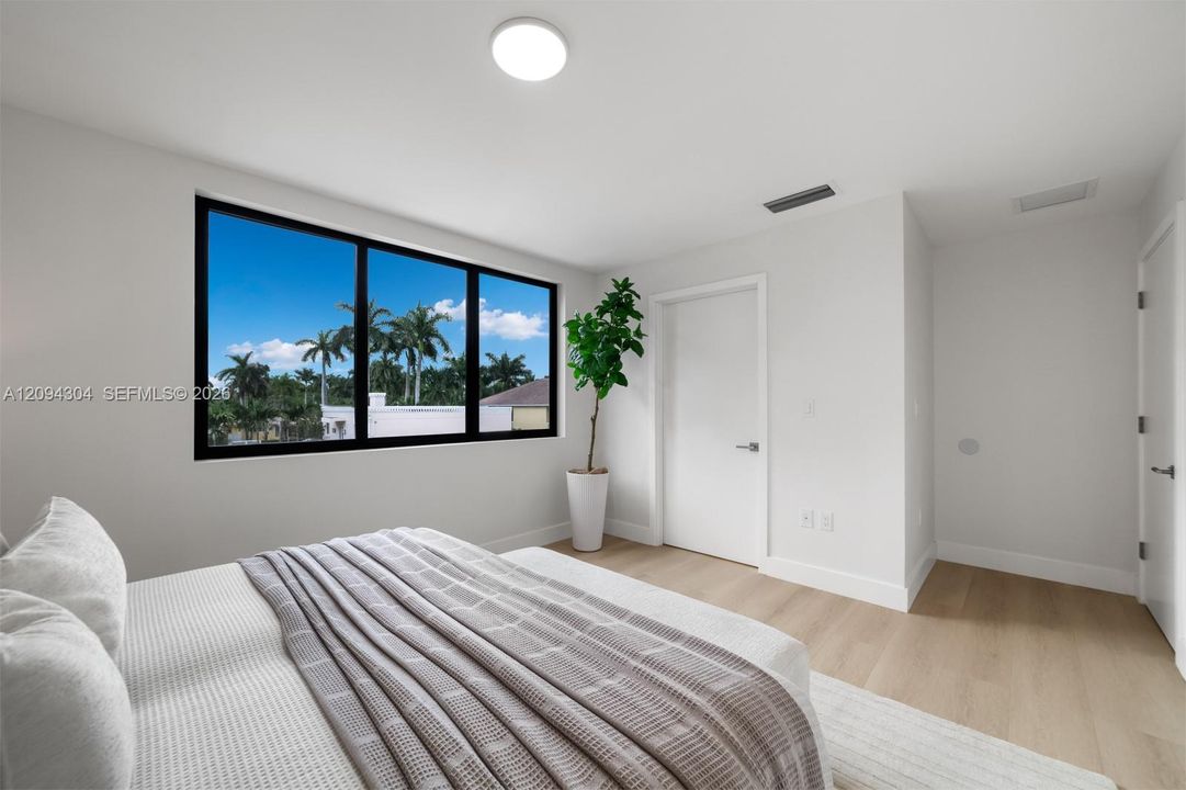 En Venta: $2,850,000 (4 camas, 4 baños, 3169 Pies cuadrados)