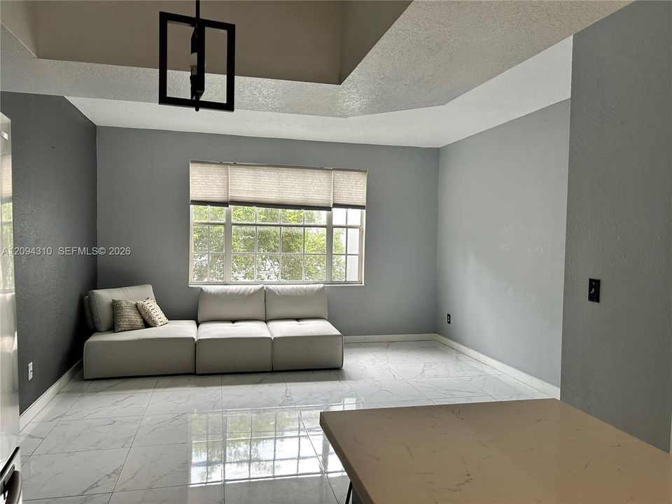 En Renta: $2,800 (3 camas, 3 baños, 1212 Pies cuadrados)