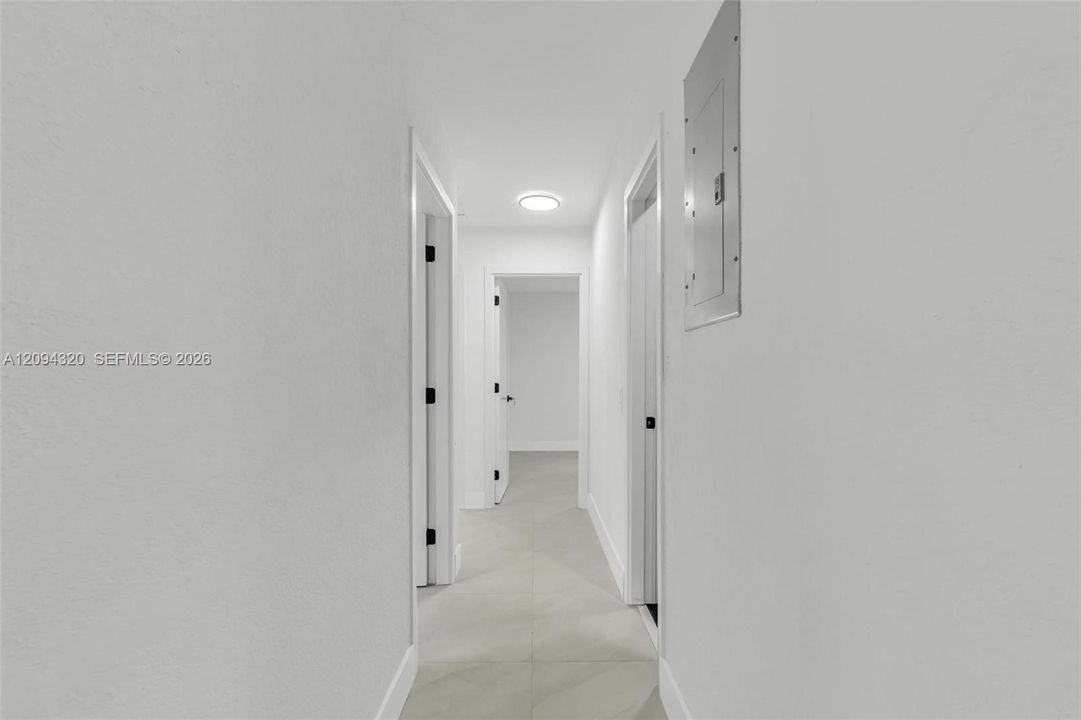 На продажу: $549,000 (4 спален, 2 ванн, 1455 Квадратных фут)