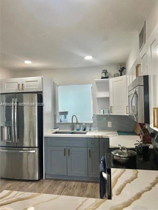 En Venta: $800,000 (5 camas, 4 baños, 1979 Pies cuadrados)