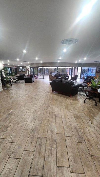 En Venta: $148,000 (2 camas, 2 baños, 850 Pies cuadrados)