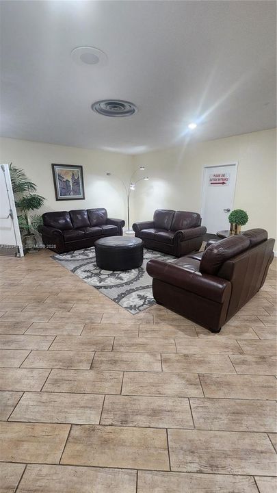 En Venta: $148,000 (2 camas, 2 baños, 850 Pies cuadrados)