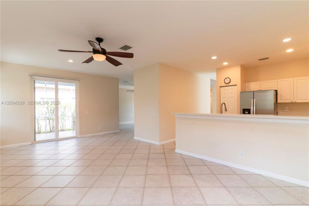 For Rent: $5,100 (4 beds, 2 baths, 2256 Square Feet)