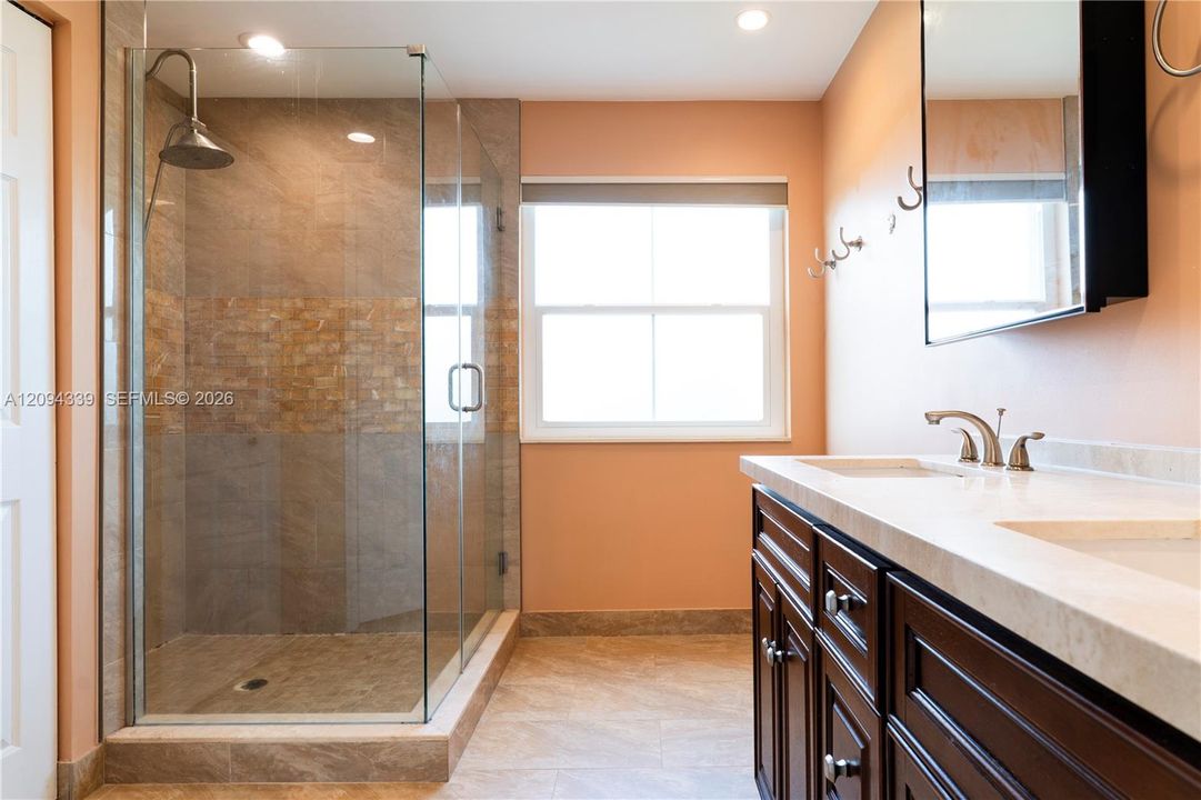 For Rent: $5,100 (4 beds, 2 baths, 2256 Square Feet)