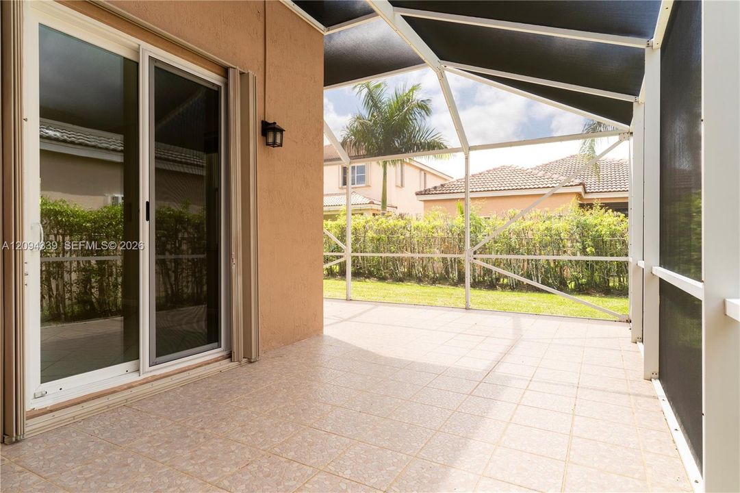 For Rent: $5,100 (4 beds, 2 baths, 2256 Square Feet)