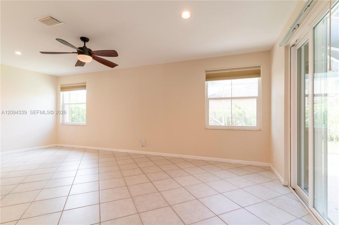 For Rent: $5,100 (4 beds, 2 baths, 2256 Square Feet)