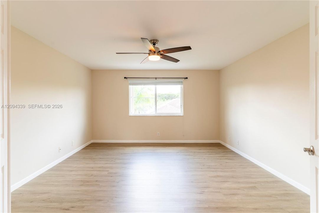 For Rent: $5,100 (4 beds, 2 baths, 2256 Square Feet)