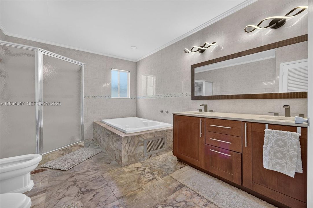 For Sale: $1,050,000 (3 beds, 2 baths, 1818 Square Feet)