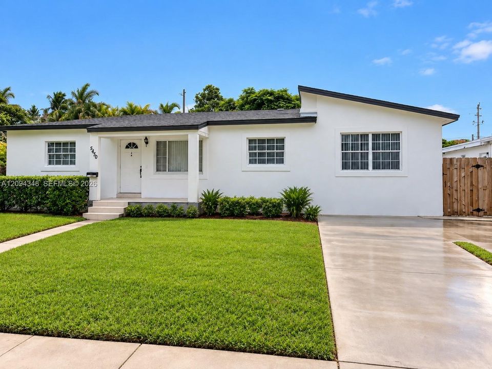 En Venta: $655,000 (5 camas, 3 baños, 1926 Pies cuadrados)