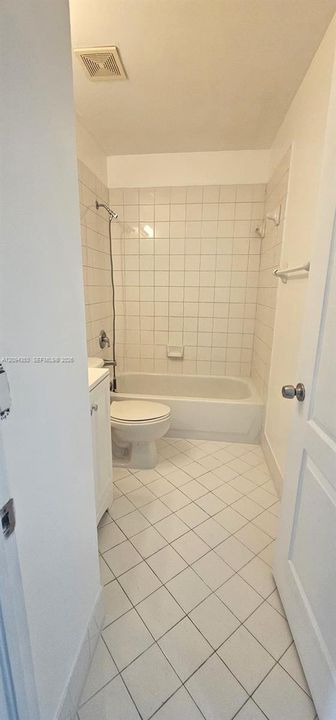 В аренду: $2,600 (3 спален, 2 ванн, 1150 Квадратных фут)