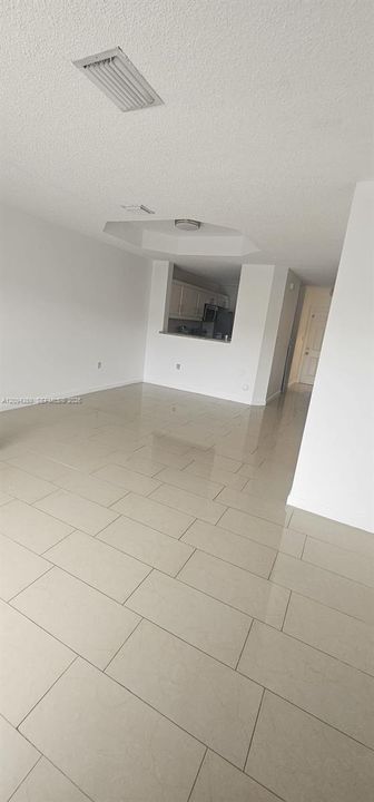 В аренду: $2,600 (3 спален, 2 ванн, 1150 Квадратных фут)