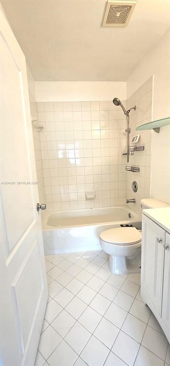 В аренду: $2,600 (3 спален, 2 ванн, 1150 Квадратных фут)