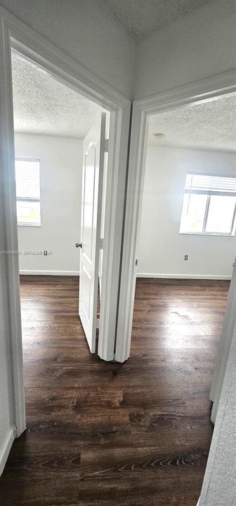 В аренду: $2,600 (3 спален, 2 ванн, 1150 Квадратных фут)