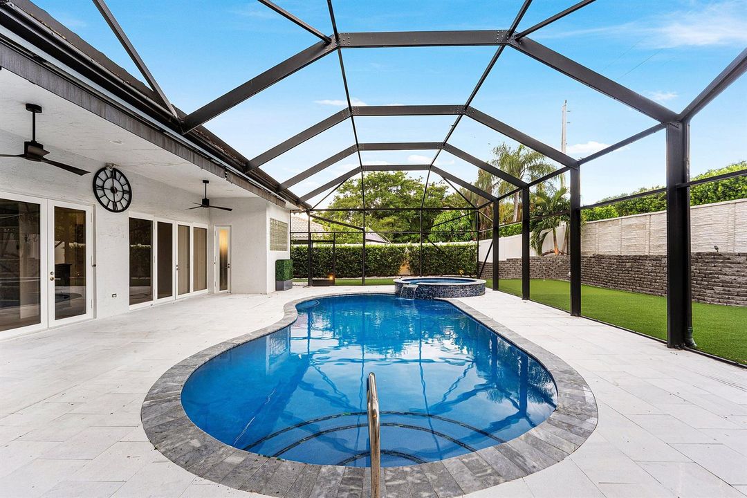044-6821NorthGrandeDrive-BocaRaton-FL-33