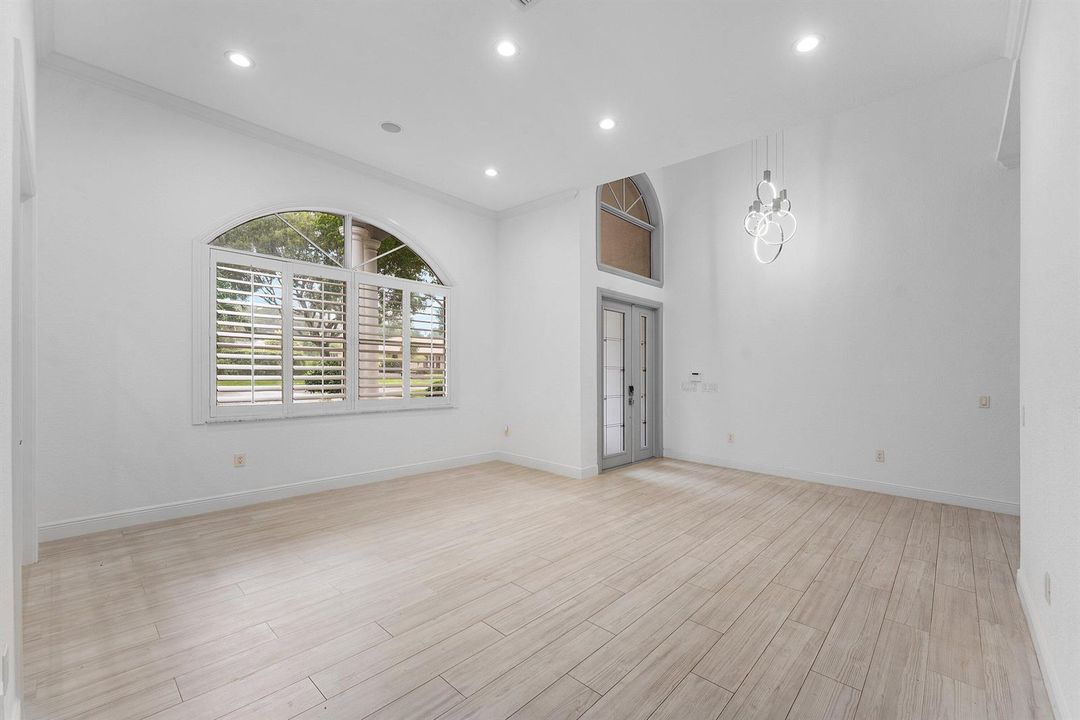 005-6821NorthGrandeDrive-BocaRaton-FL-33
