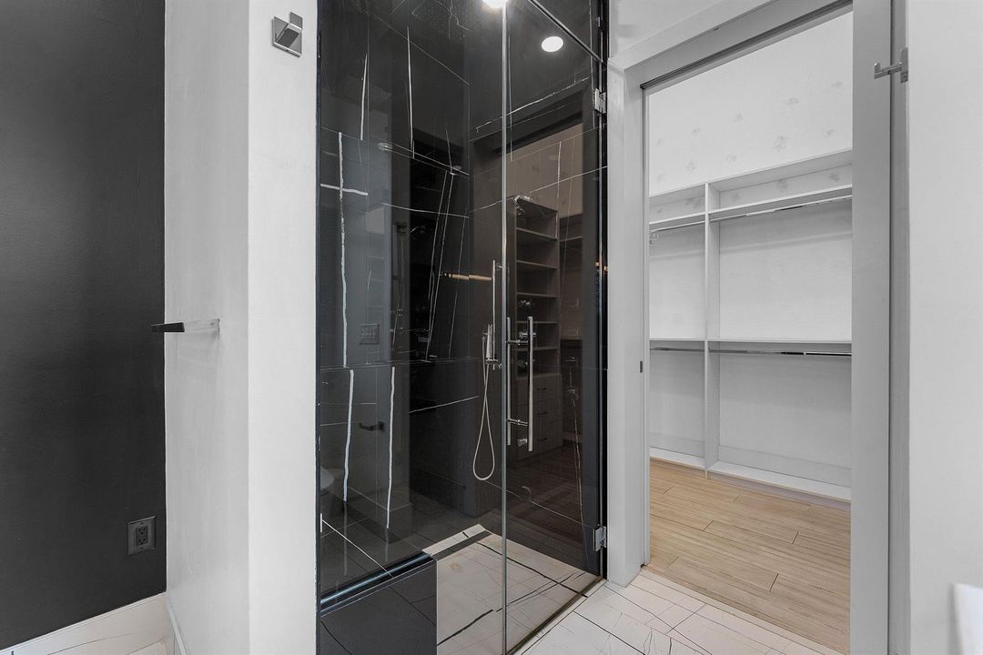 022-6821NorthGrandeDrive-BocaRaton-FL-33