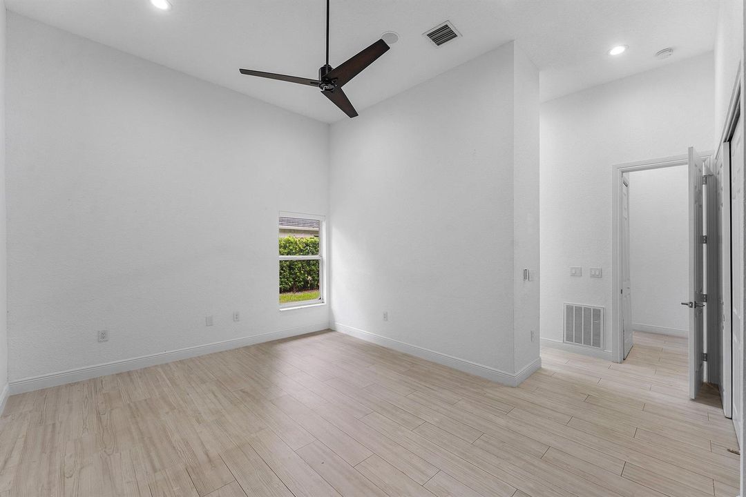 033-6821NorthGrandeDrive-BocaRaton-FL-33