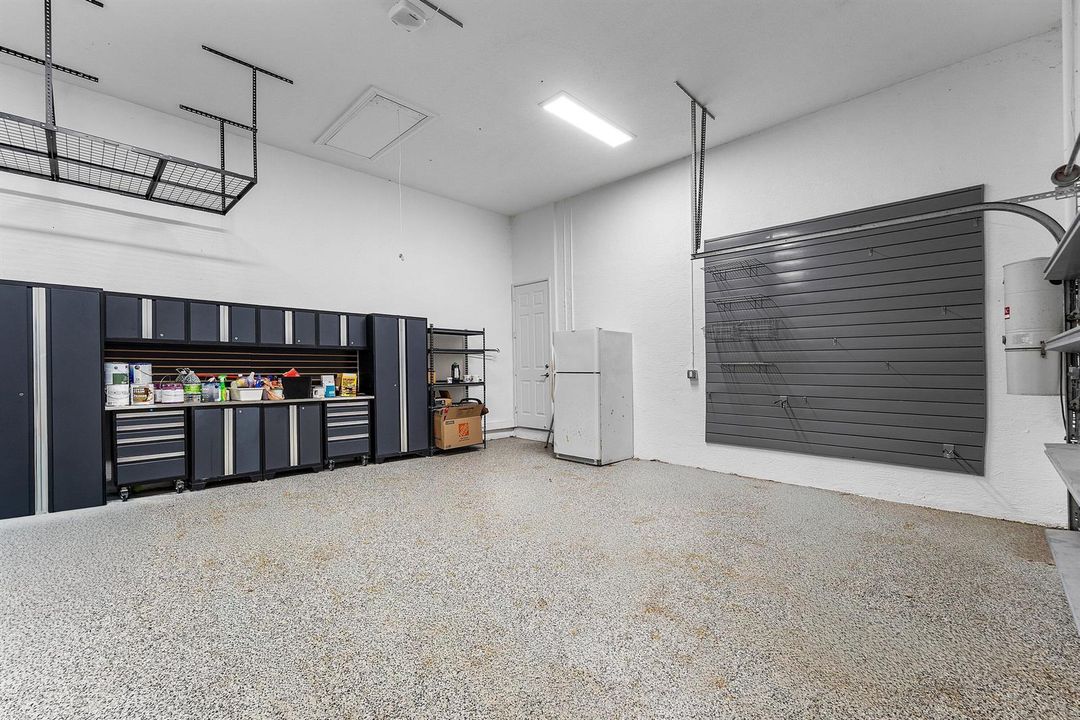 038-6821NorthGrandeDrive-BocaRaton-FL-33