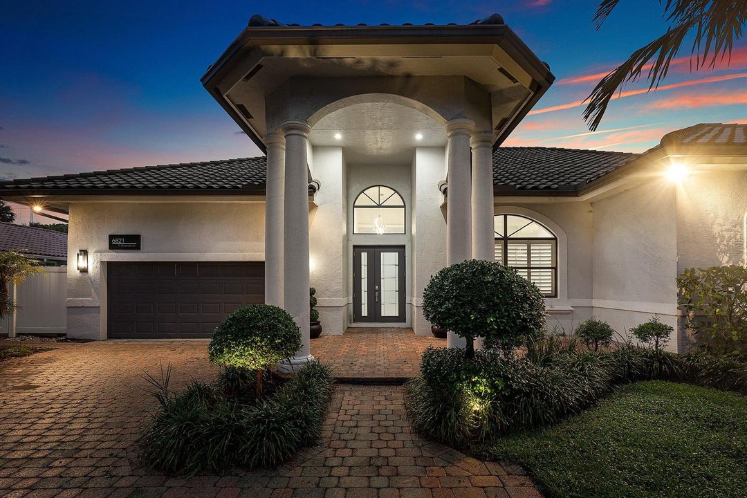 048-6821NorthGrandeDrive-BocaRaton-FL-33
