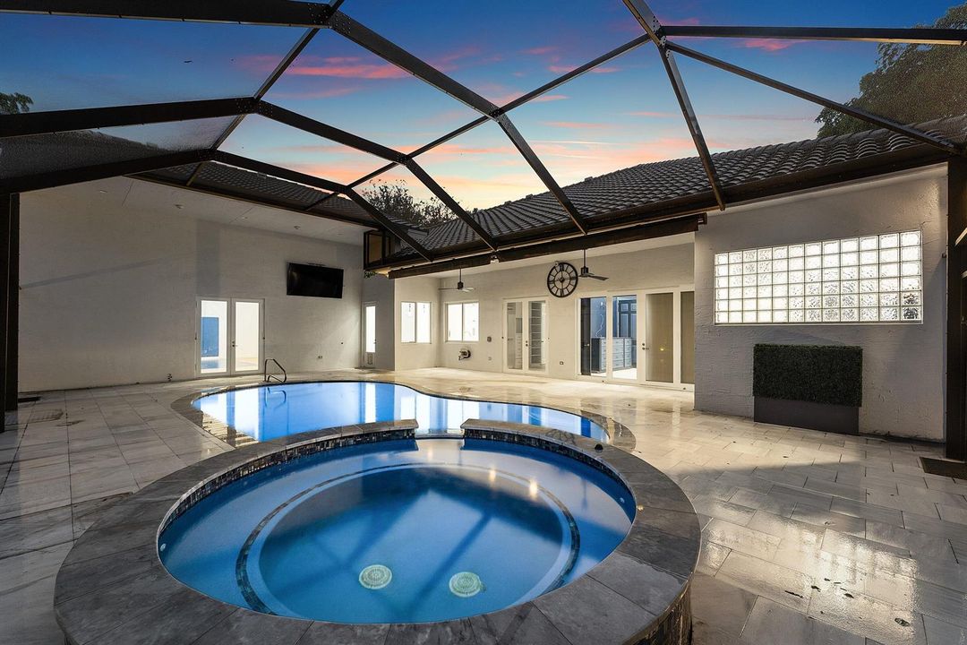 052-6821NorthGrandeDrive-BocaRaton-FL-33
