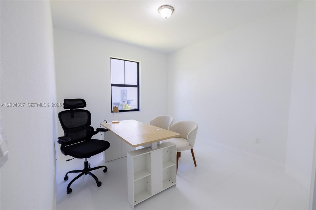 For Sale: $999,990 (4 beds, 3 baths, 0 Square Feet)