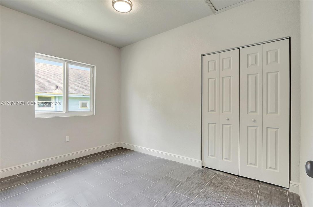 В аренду: $3,893 (5 спален, 2 ванн, 1414 Квадратных фут)