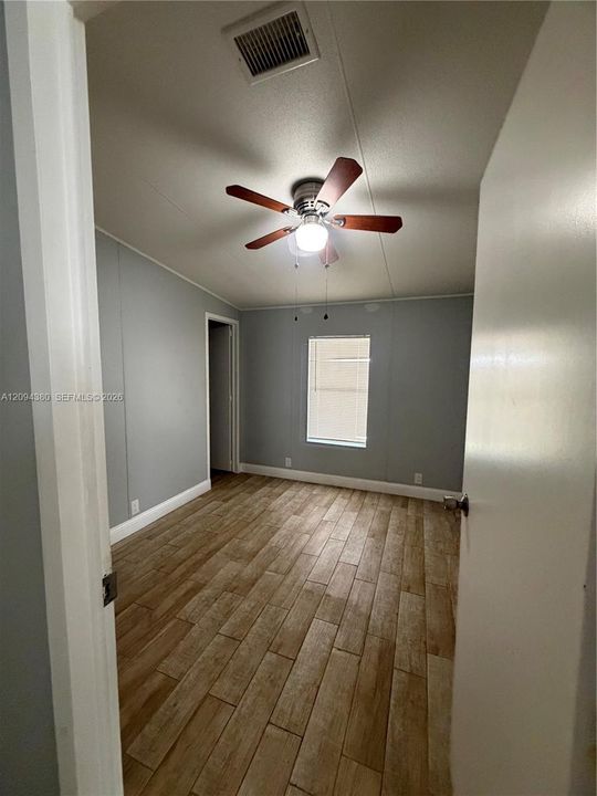 For Rent: $2,590 (3 beds, 2 baths, 1430 Square Feet)