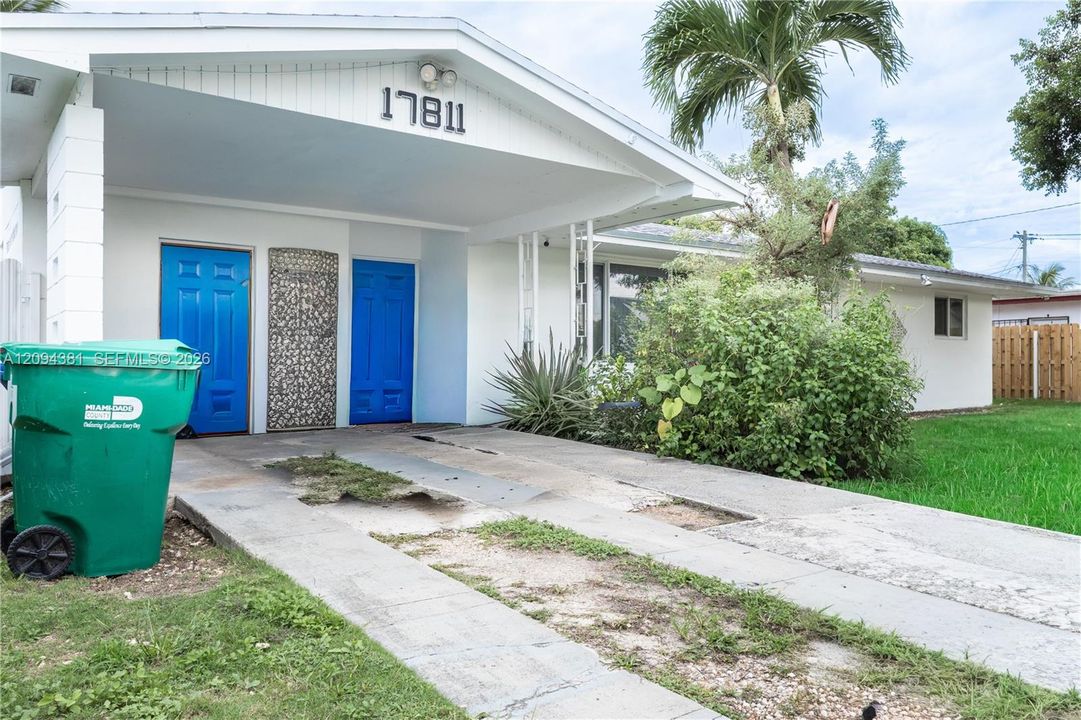 For Sale: $579,990 (5 beds, 2 baths, 1891 Square Feet)