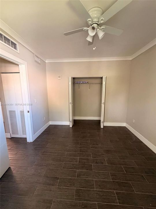 For Rent: $1,900 (1 beds, 1 baths, 650 Square Feet)