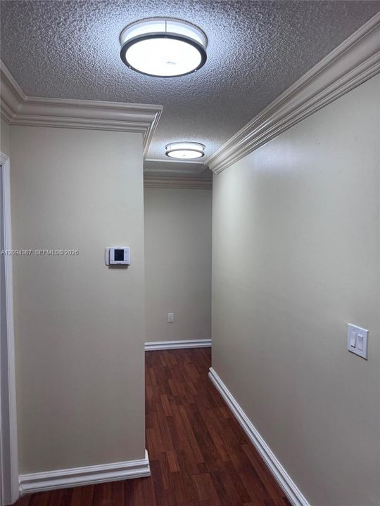 En Venta: $950,000 (5 camas, 4 baños, 2466 Pies cuadrados)