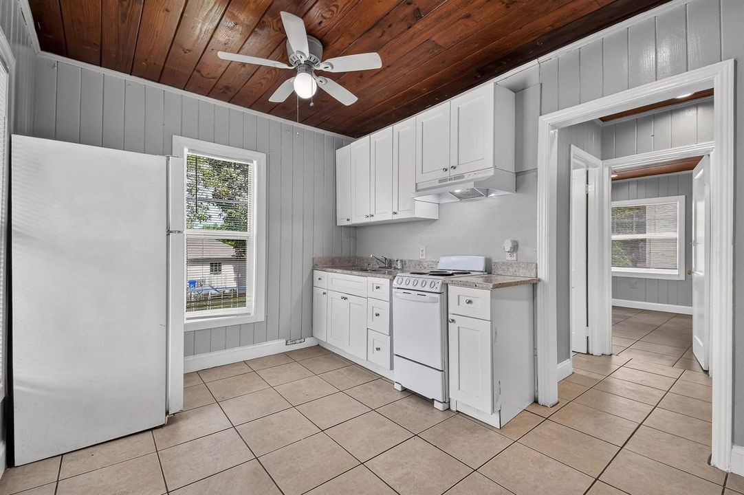 8877thSt-Unit200(4)
