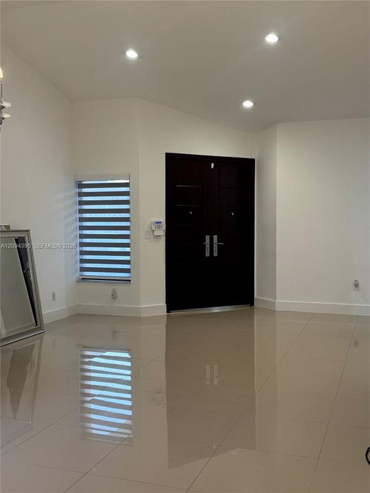 For Sale: $680,000 (3 beds, 2 baths, 1466 Square Feet)
