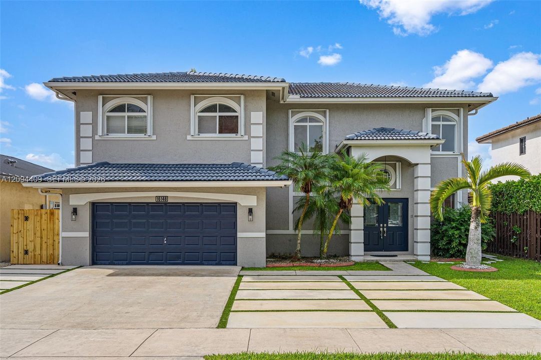 For Sale: $750,000 (5 beds, 3 baths, 2319 Square Feet)