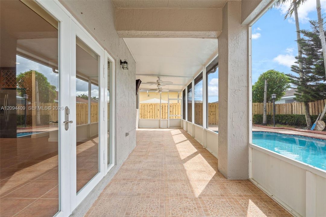 For Sale: $750,000 (5 beds, 3 baths, 2319 Square Feet)