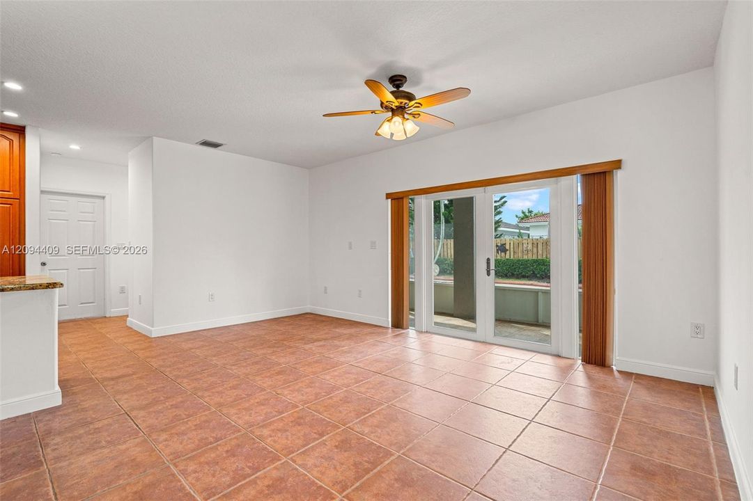For Sale: $750,000 (5 beds, 3 baths, 2319 Square Feet)