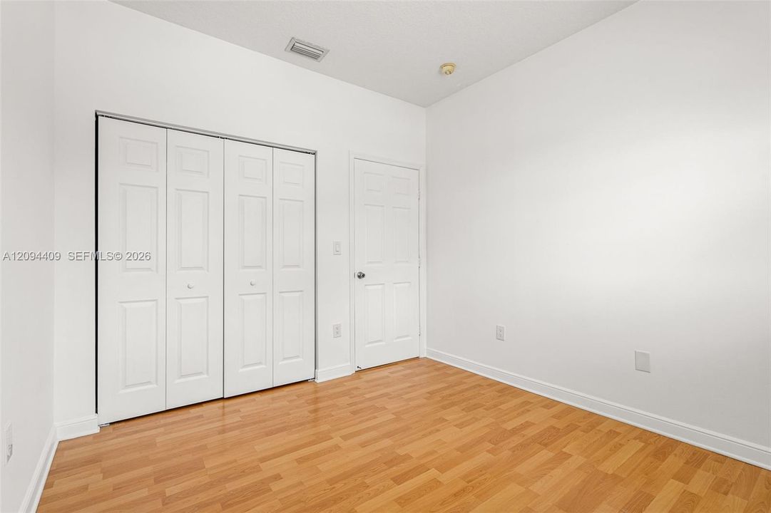 For Sale: $750,000 (5 beds, 3 baths, 2319 Square Feet)