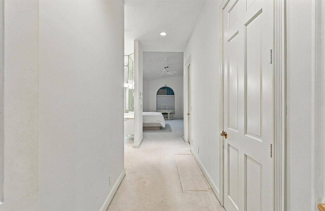 21_hallway