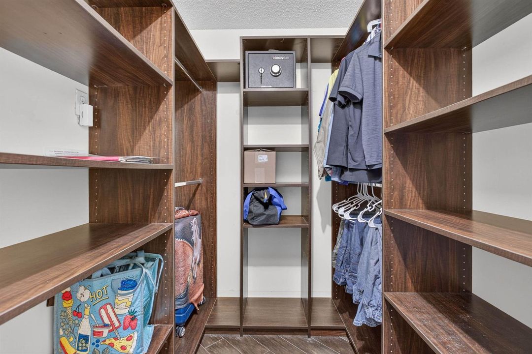 28-web-or-mls-10002-32
