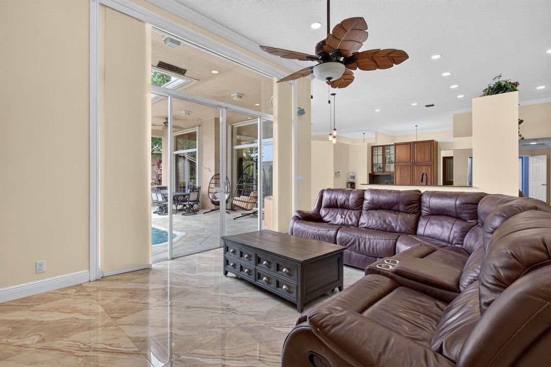40-web-or-mls-10002-44