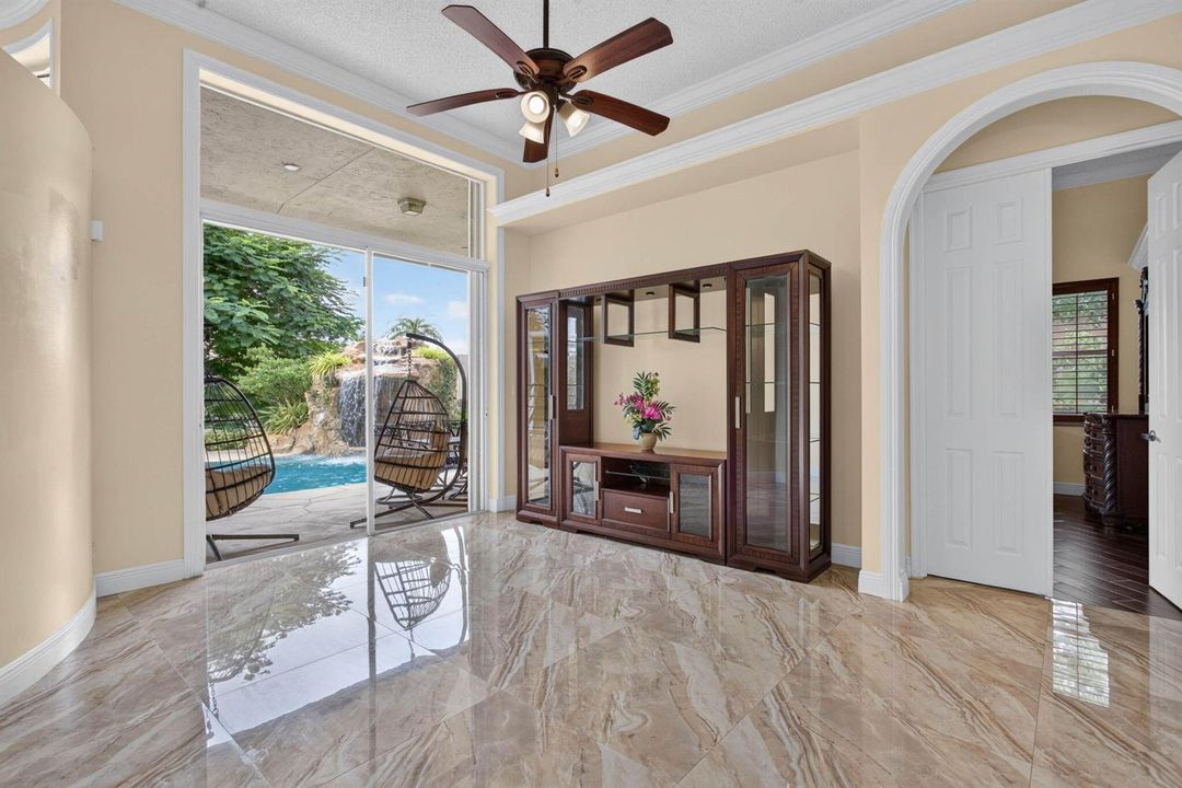 25-web-or-mls-10002-29