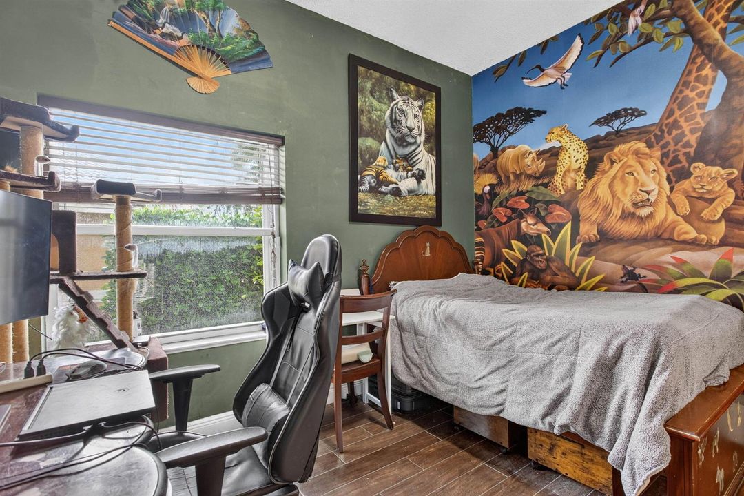 49-web-or-mls-10002-4