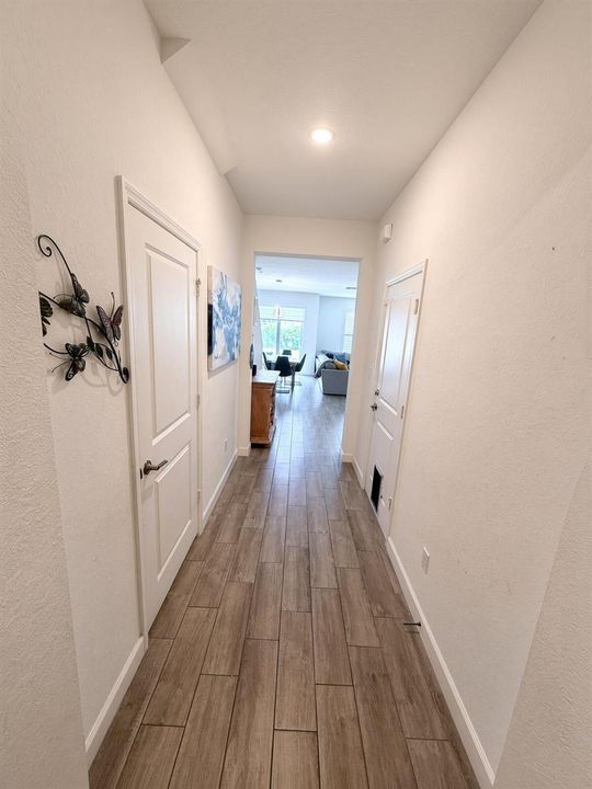 07-entry-hall