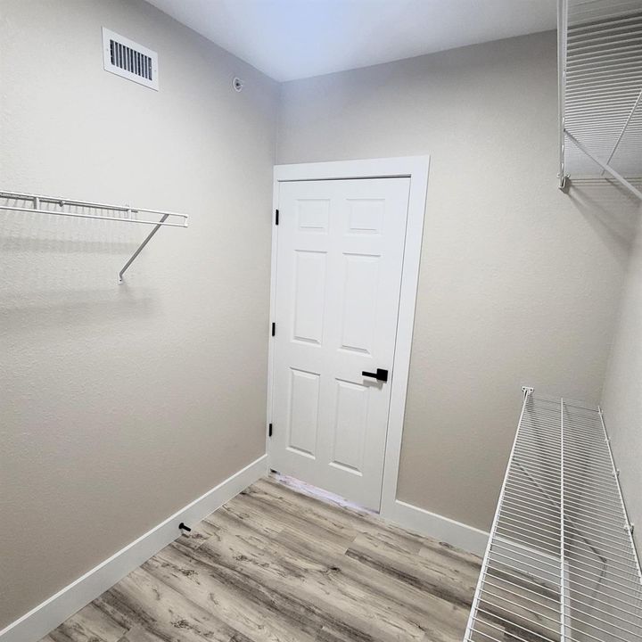 Master Closet 2