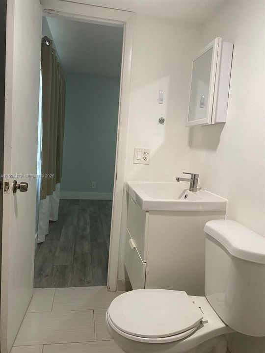 В аренду: $1,850 (2 спален, 2 ванн, 820 Квадратных фут)