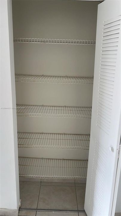 В аренду: $2,000 (1 спален, 1 ванн, 650 Квадратных фут)