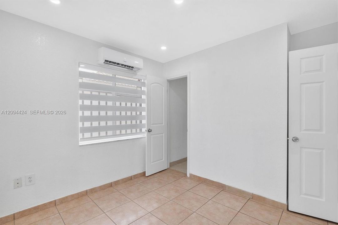 В аренду: $3,500 (4 спален, 3 ванн, 1541 Квадратных фут)