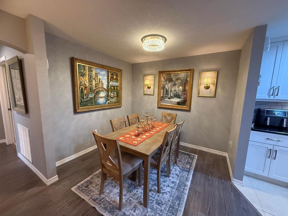 Formal Dining